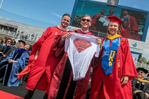 Image post by @stonybrooku on Instagram