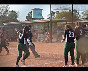 Image post by @hussonsoftball on Instagram