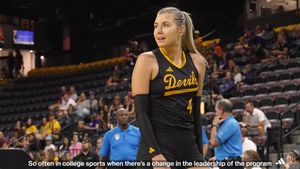 Video post by @jonahgking on Twitter