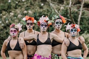 Image post by @kaikinibikinis on Instagram