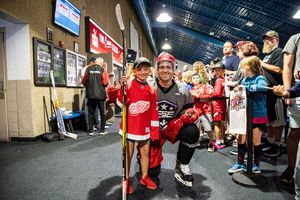 Image post by @esehockey on Instagram