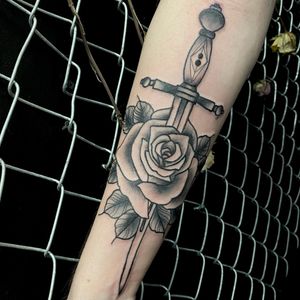 Image post by @jessfoxtattoos on Instagram