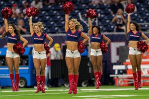 Image post by @texanscheerleaders on Instagram