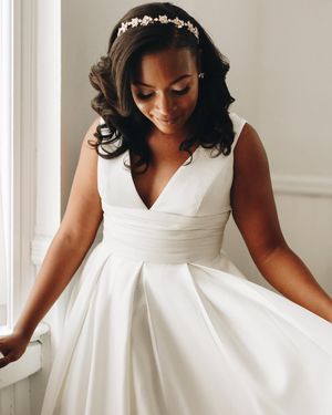Image post by @theknot on Instagram
