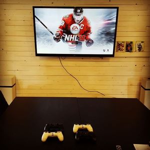 Image post by @eliteprospectshockey on Instagram