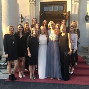 Image post by @de11edonne on Instagram