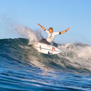 Image post by @wsl.qs on Instagram