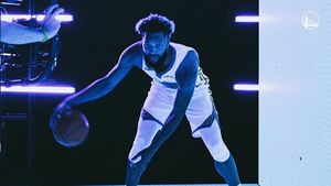 Image post by @teamwallhoops on Instagram