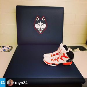 Image post by @uconnmbb on Instagram