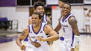 Image post by @una_athletics on Instagram