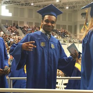 Image post by @hofstrau on Instagram