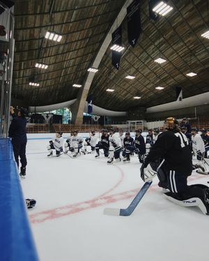 Image post by @yalewhockey on Instagram