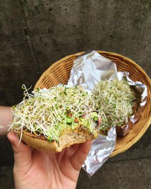 Image post by @bagelstreetdeli on Instagram