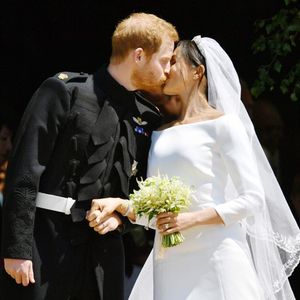 Image post by @theknot on Instagram