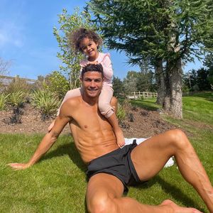 Image post by @cristiano on Instagram