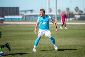 Image post by @fuchsofficial on Twitter