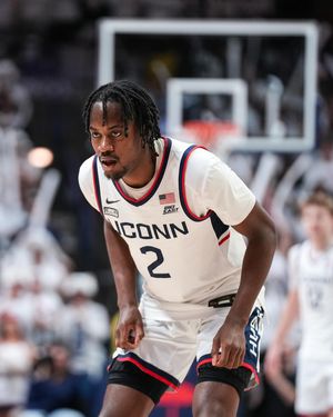 Image post by @uconnmbb on Instagram