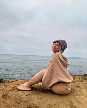 Image post by @emonthebrain on Instagram