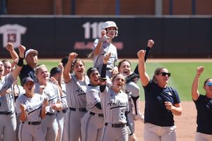 Image post by @ArizonaSoftball on Twitter