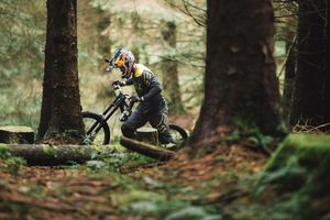Image post by @foxmtb on Instagram