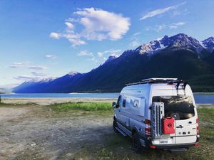 Image post by @owl.van.engineering on Instagram