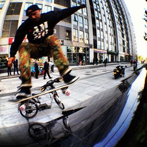 Image post by @mannysantiago on Instagram