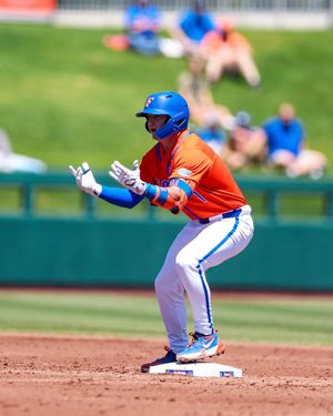 Image post by @gatorsbb on Instagram