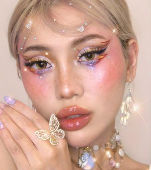 Image post by @serenaaide on Instagram