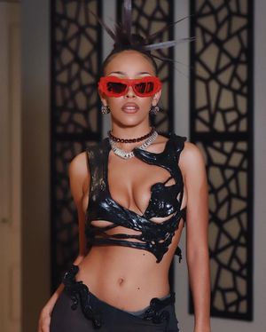Image post by @fentybeauty on Instagram
