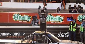 Image post by @phoenixraceway on Instagram