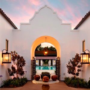 Image post by @ojaivalleyinn on Instagram