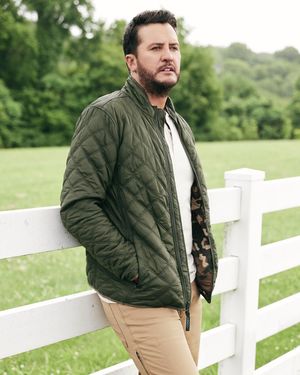 Image post by @lukebryan on Instagram
