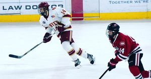 Image post by @du_hockey on Instagram