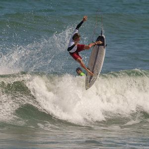 Image post by @wsl.qs on Instagram