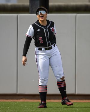 Image post by @ru_softball on Instagram