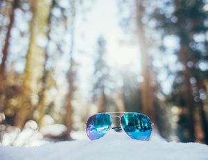 Image post by @faroutsunglasses on Instagram
