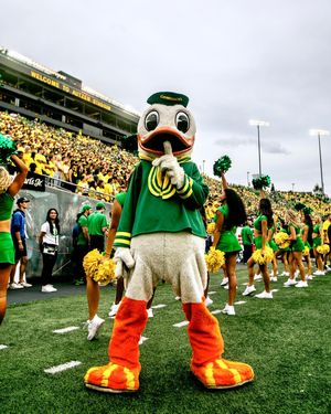 Image post by @oregonfootball on Instagram