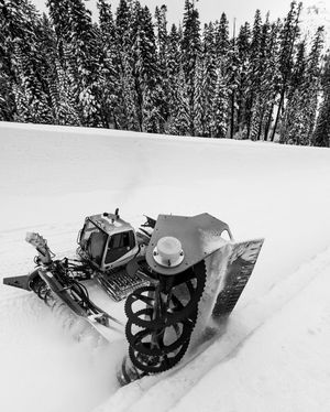 Image post by @sierra_at_tahoe on Instagram