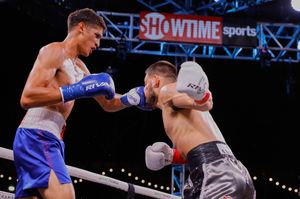 Image post by @showtimeboxing on Instagram