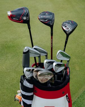Image post by @taylormade_golf_japan on Instagram