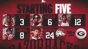 Image post by @RazorbackMBB on Twitter