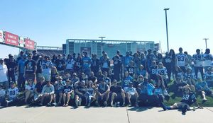 Image post by @roaringriot on Instagram