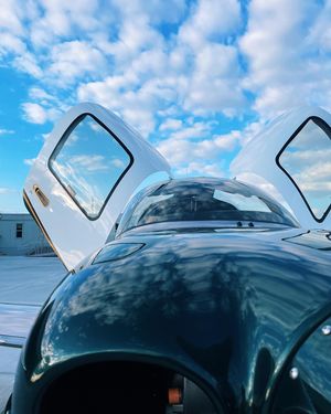 Image post by @statureaviation on Instagram