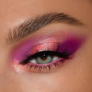 Image post by @morphebrushes on Instagram