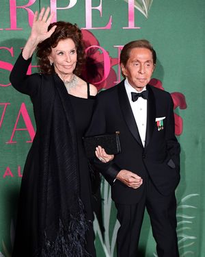 Image post by @maisonvalentino on Instagram
