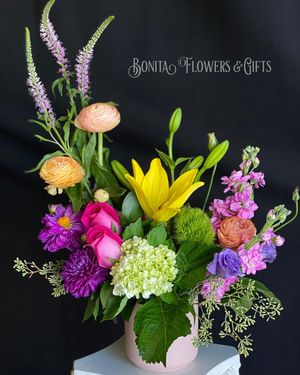 Image post by @bonita_flowers on Instagram