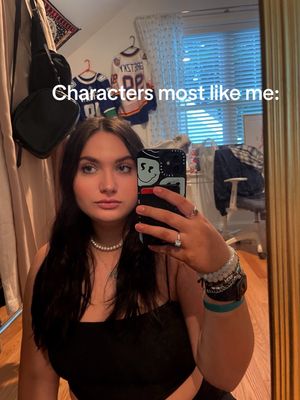 Video post by @hollymillenium on TikTok