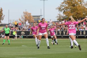 Image post by @HawkeyeSoccer on Twitter