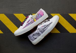 Image post by @Zappos on Twitter