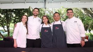 Image post by @deeringestate on Instagram